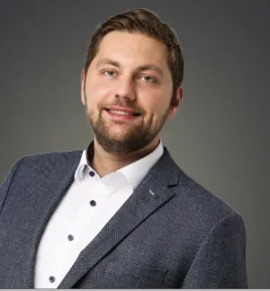 Dennis Hofstädte